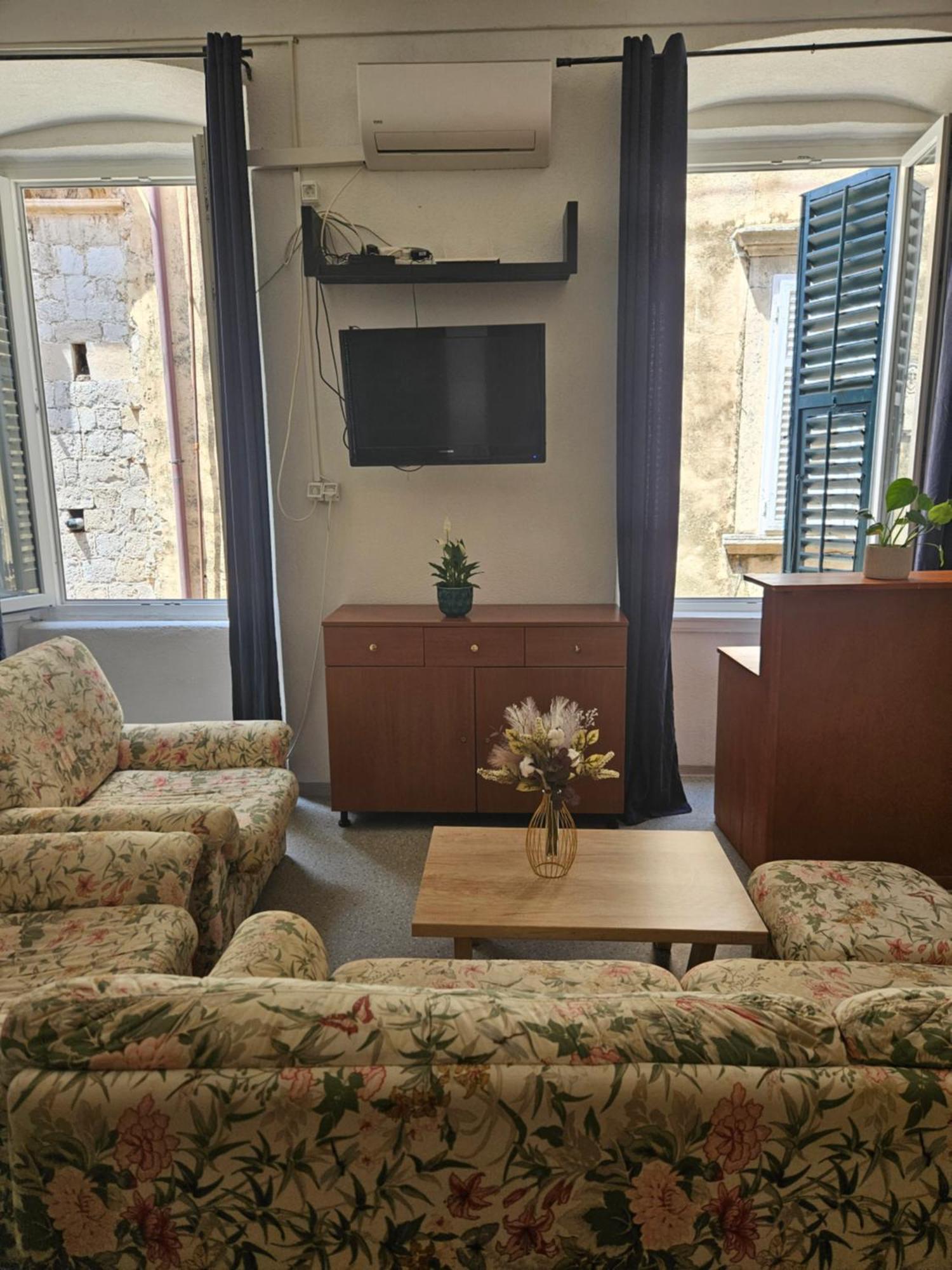 Castello Hostel Dubrovnik Extérieur photo